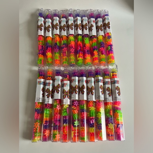 Lot of 40, Target & Bullseye Playground. Mini Hashtag Building Blocks - Picture 2 of 5